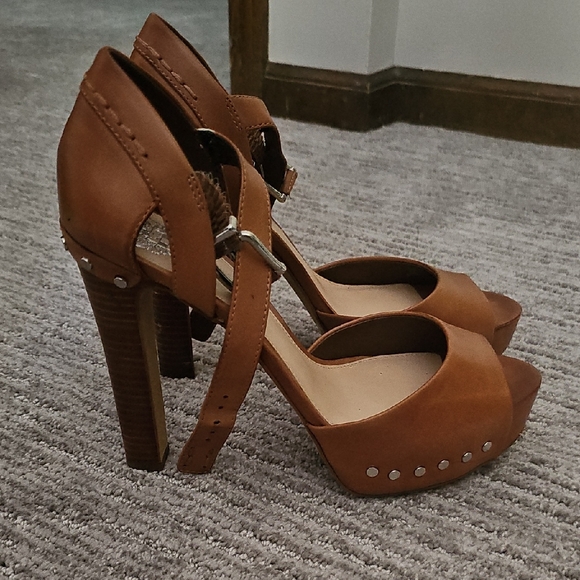 Brown Platform Heels - Picture 1 of 6